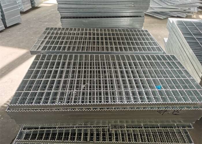 304 SS 316SS Carbon Steel Driveway Grates Grating 12m Length High Strength