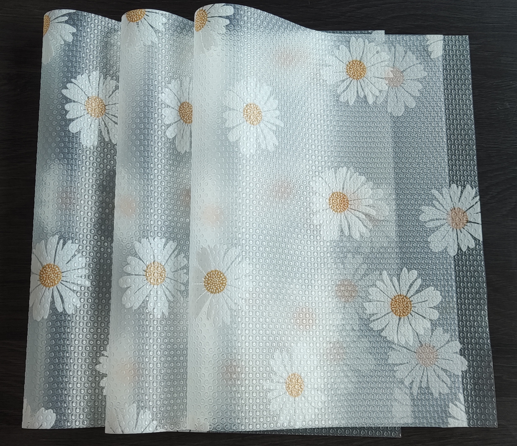 XINHUI Refrigerator Cupboard Kitchen EVA Self Adhesive Drawer Liner Plastic 30*45cm