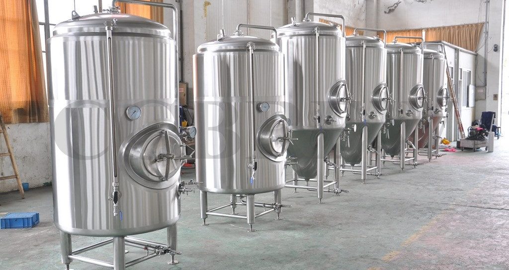 300L copper craft beer brewing equipment used for making craft beer for a small scale industry
