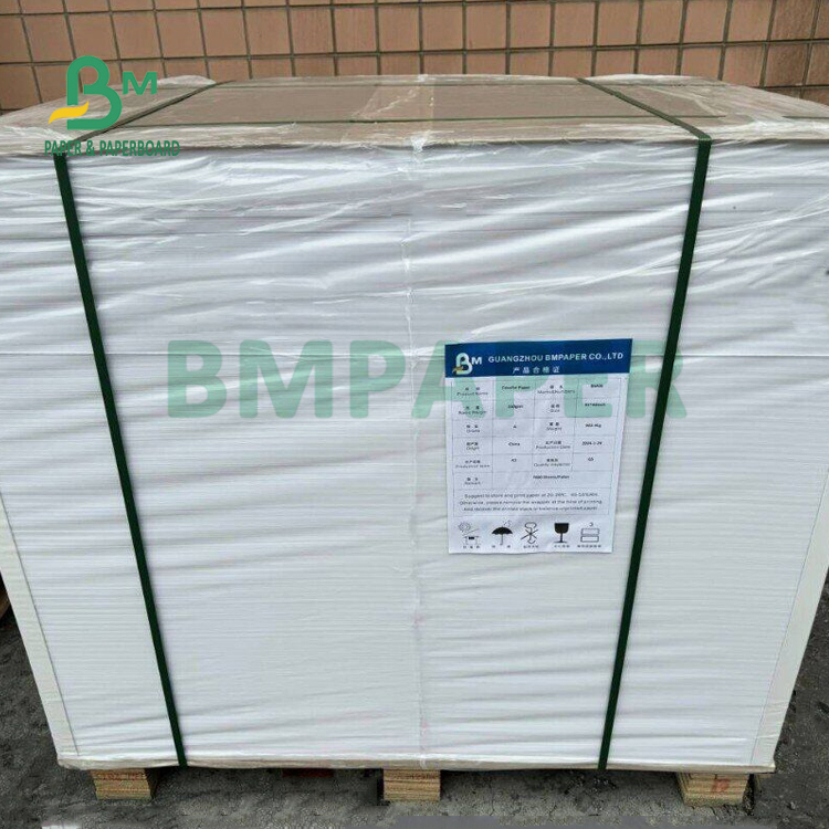 150gr Matte Couche Paper For Leaflets 72 cm x 102 cm Good Ink Absorption