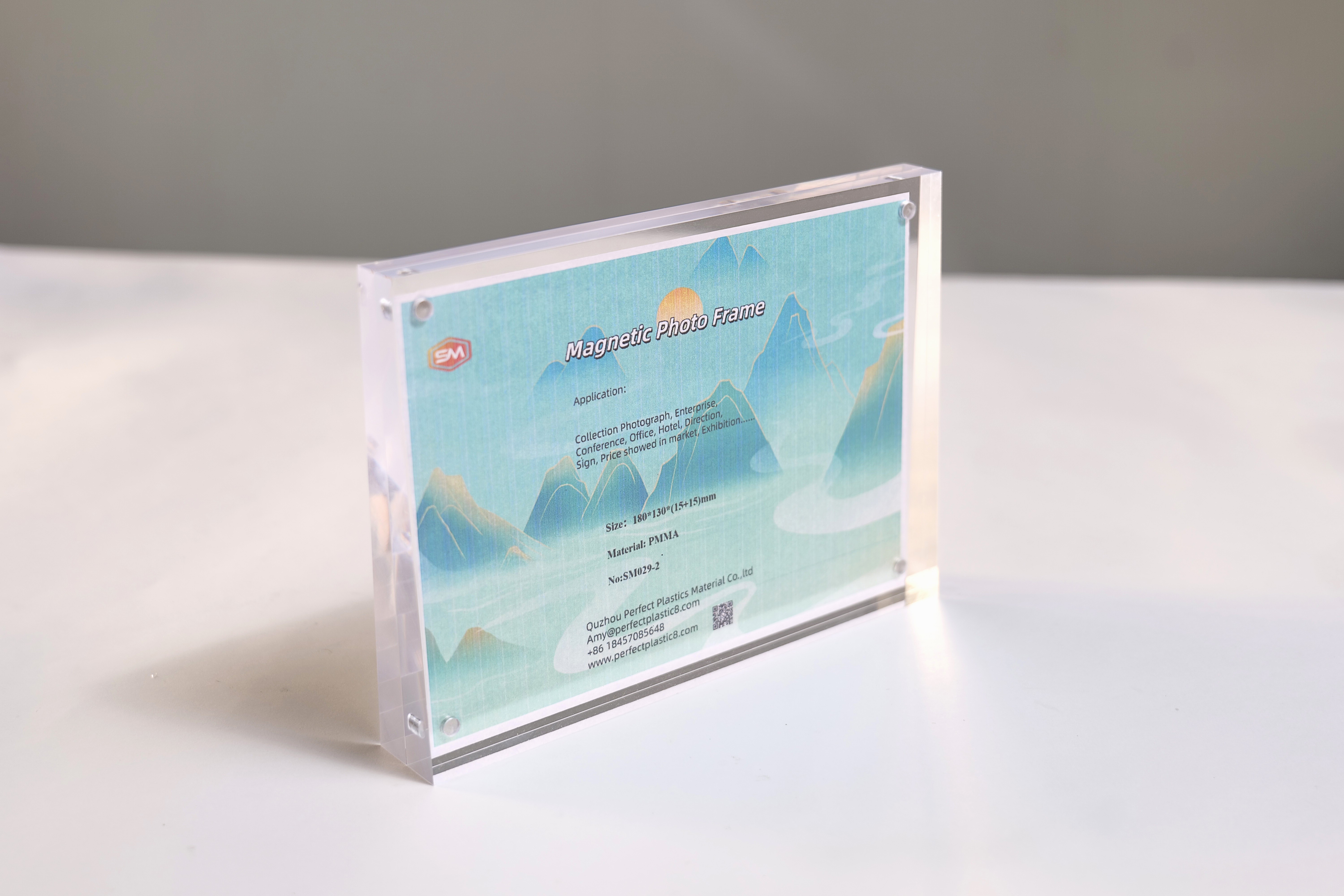 Strong Crystal Clear Square Picture Magnetic Acrylic Photo Frame For Home Office