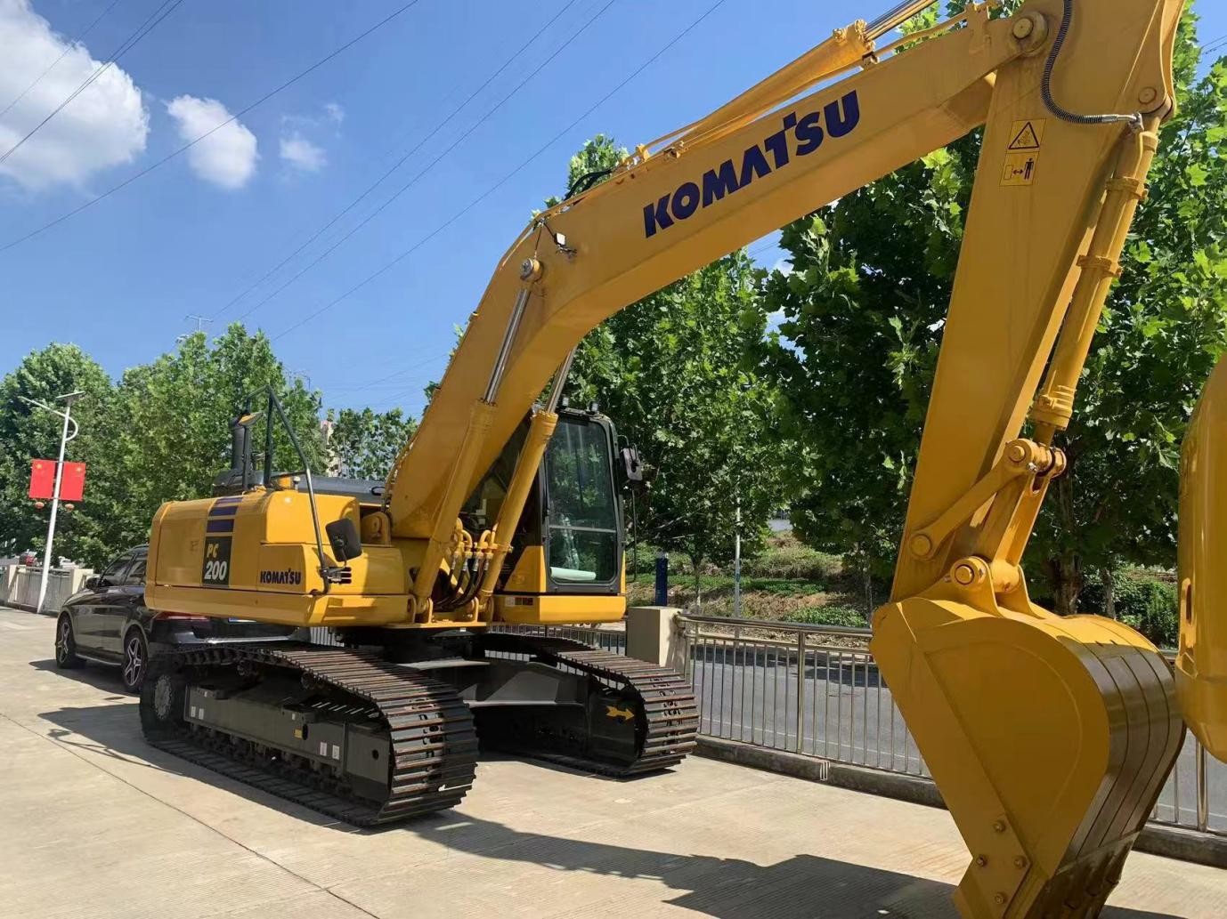 20ton New Komatsu Pc200-8 Excavator With 1m³ Bucket Capacity