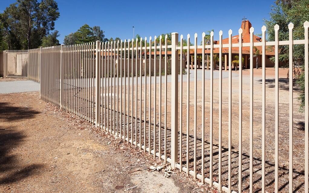 Black powder coated spear top galvanised tubular metal fence