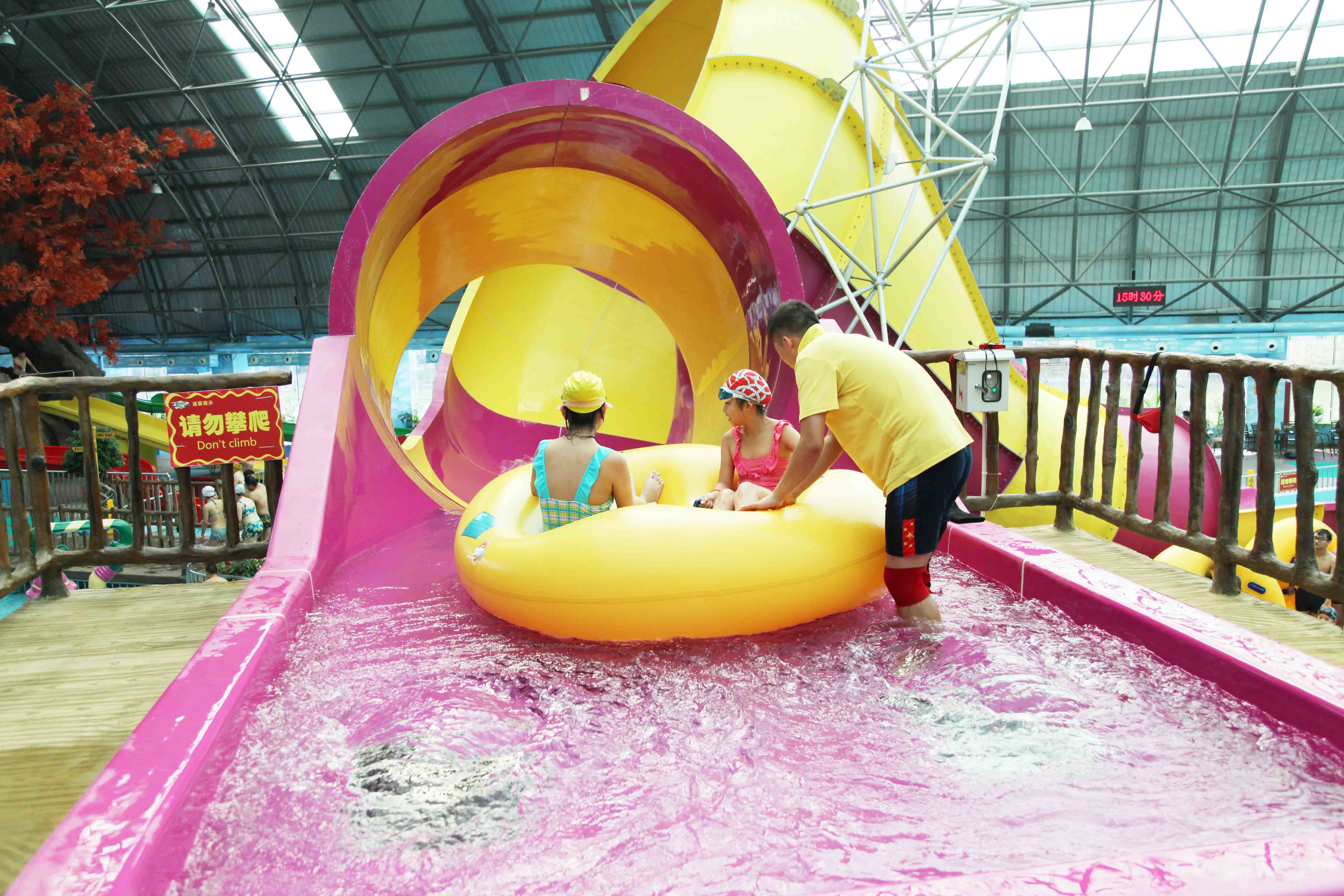 Indoor Fiberglass Aqua Park Equipment 2 Persons Water World Water Slide