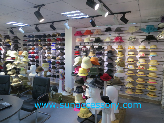 QF17037 2018 trendy fashion 5 panel mesh snapback cap ,caps in stock MOQ only 3 pcs