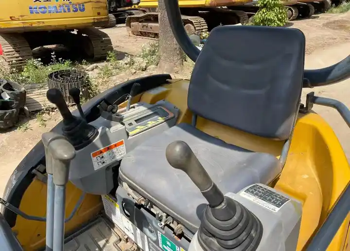 Low Working Hours Kubota U-20 Used Crawler Excavator with Original Hydraulic Valve