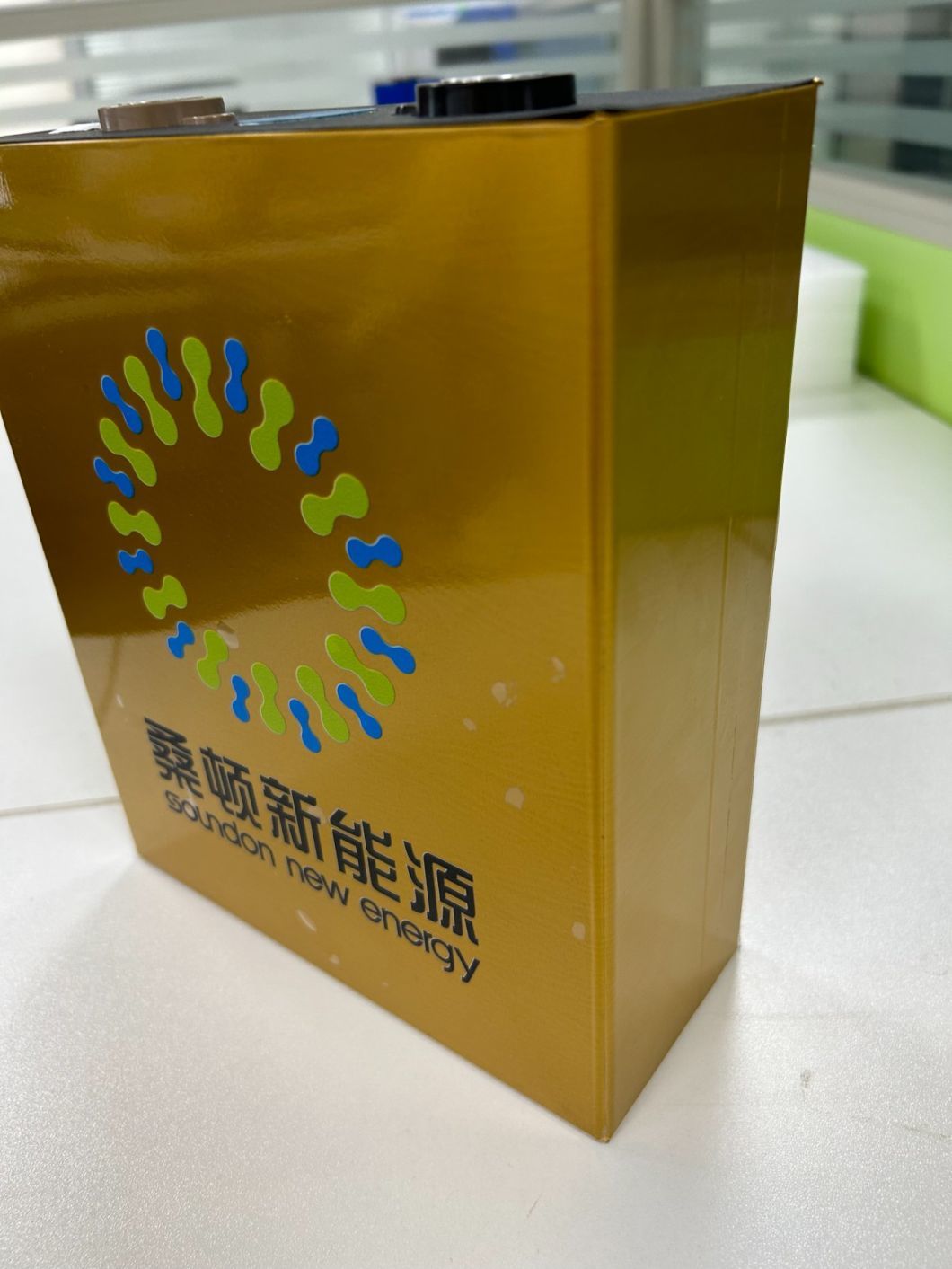 Soundon LiFePO4 Battery Cell Sepfe72174205A-325ah 3.2V 12500 Times Cyclelife for Ess