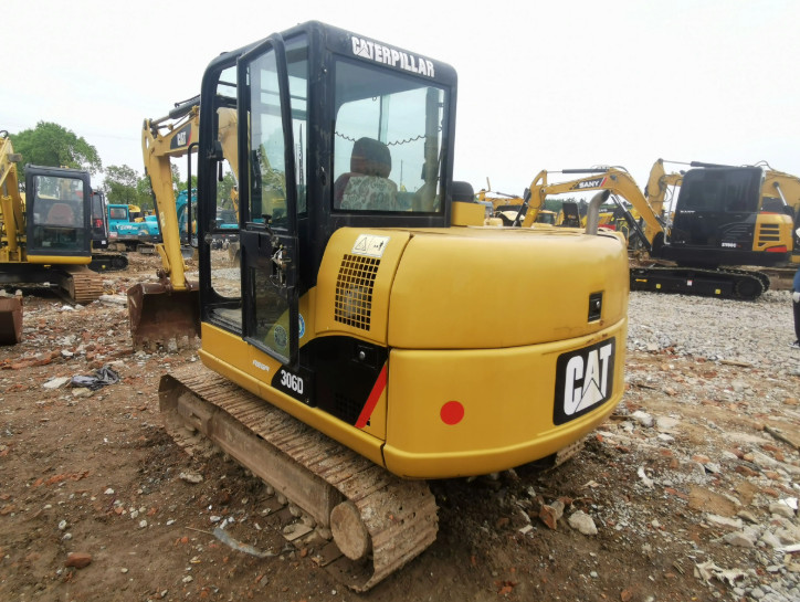 Original Brand Used CAT 306D Crawler Mini 6 Ton Small Excavators Diggers for Sale