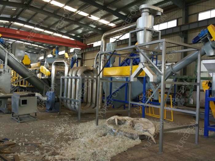 Low Consumption Plastic Washing Recycling Machine Automatic For Waste PE PP Film Crushing