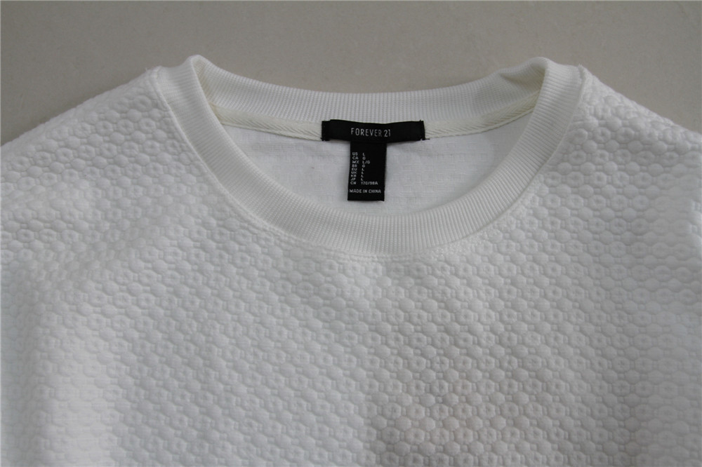 83% Polyester Womens White Crew Neck Sweatshirt Jacquard Design