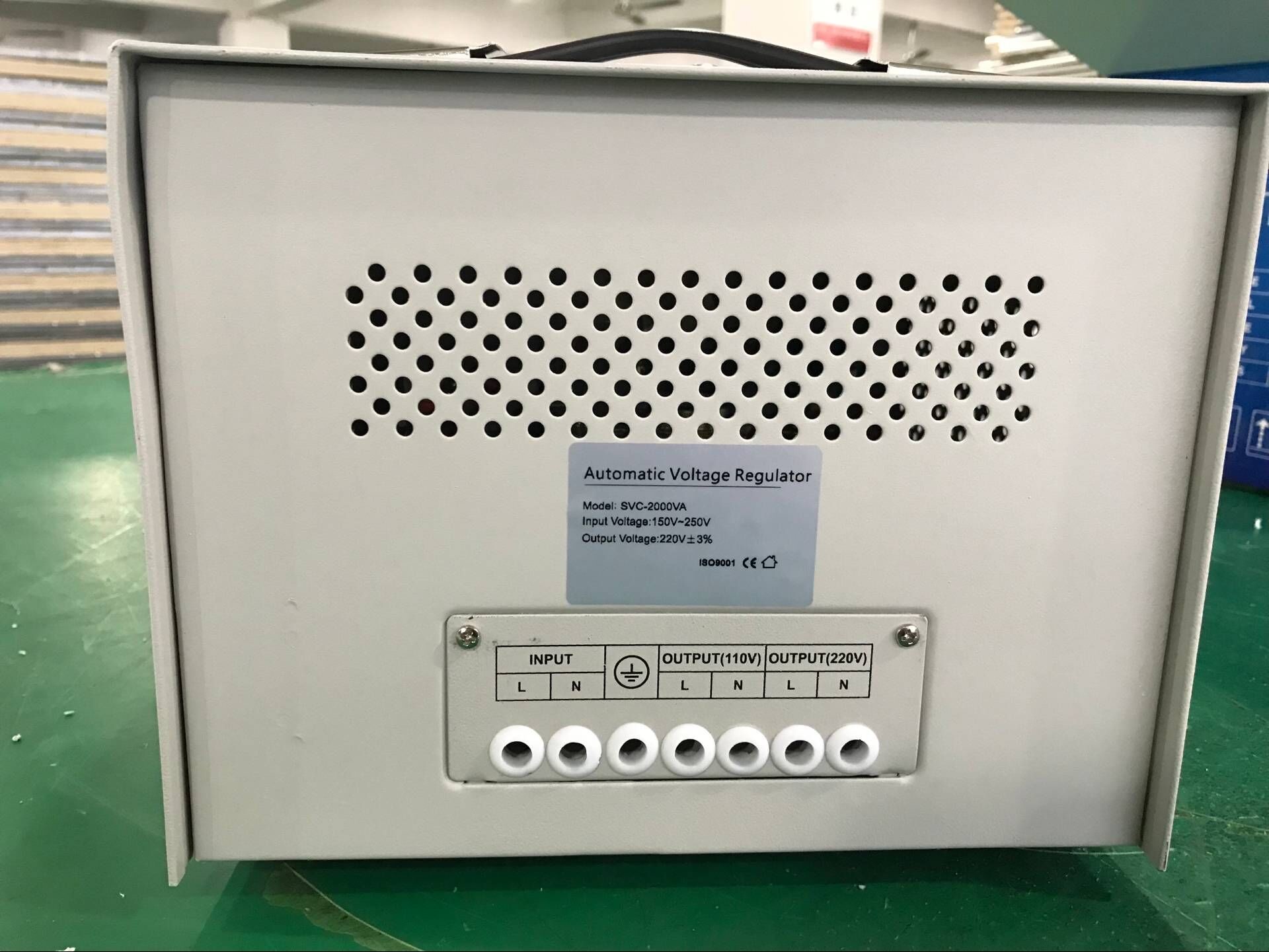 Super Low Voltage 2000w Svc Voltage Stabilizer For Householders