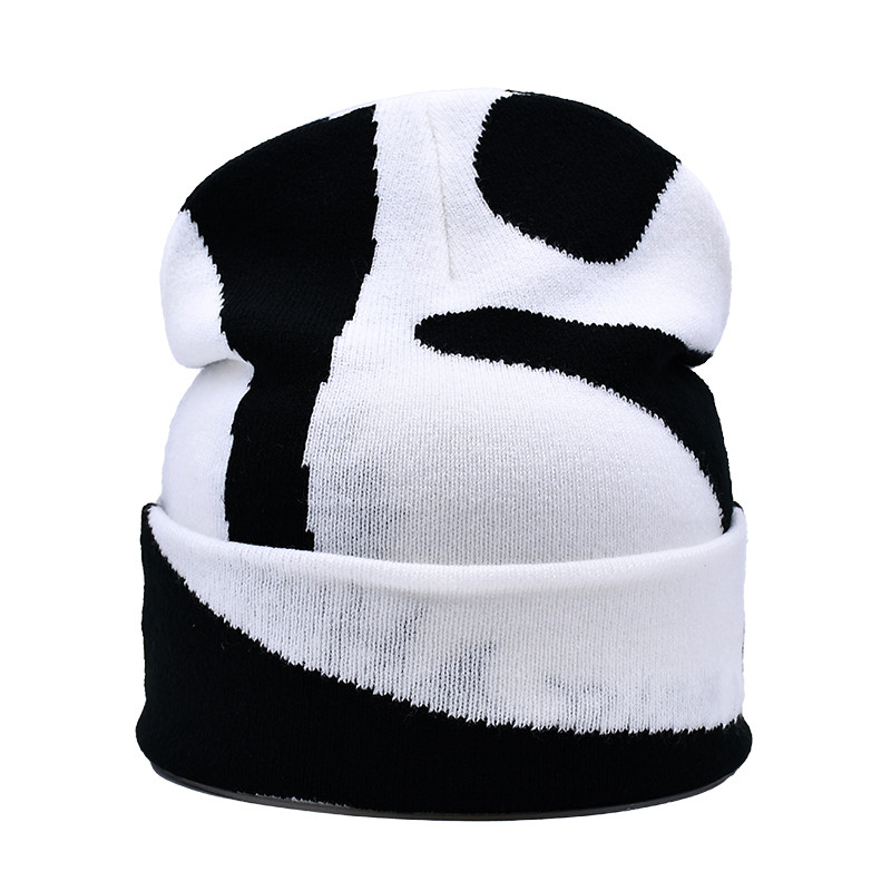Embroidery Pattern Custom Beanie Hats For Winter Season And Comfort
