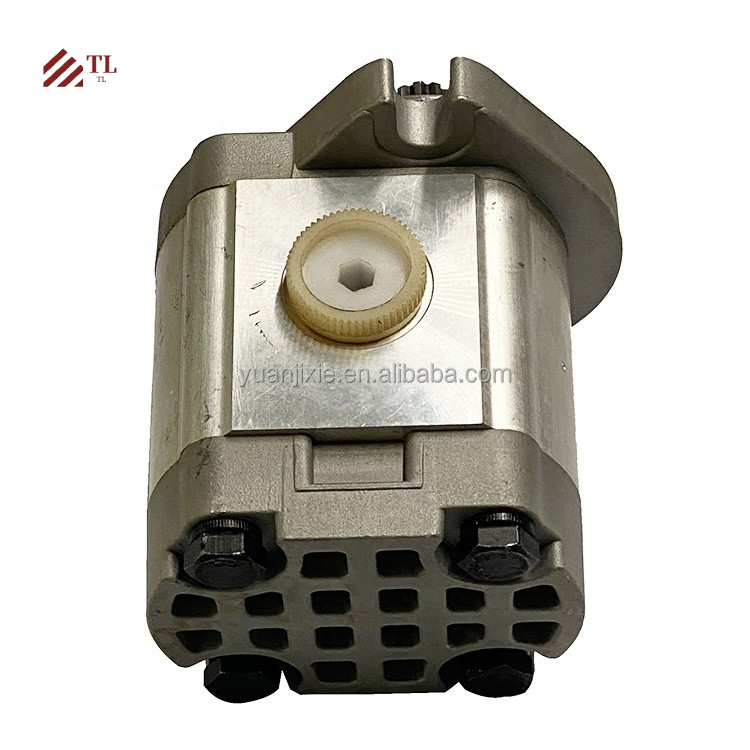 Excavator Spare Parts Hpv102 HPV118 Gear Pump Pilot Pump ZX200 ZX230 100% Tested