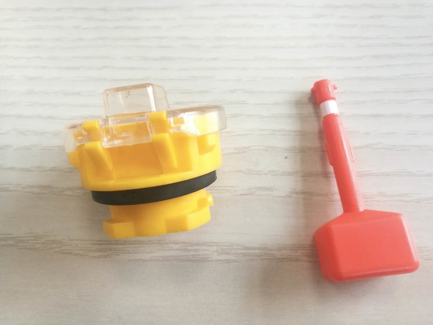 High-quality 67mm Plastic Battery Vent Plugs For Professional Electric Forklift Lead-acid Battery