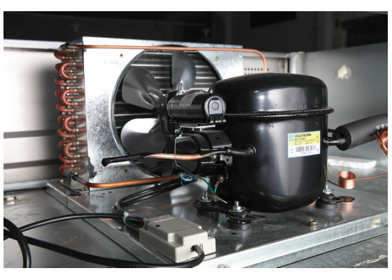 Commercial Four Door Reach-In Refrigerator and Freezer Dual Temperature Range +6°C to -6°C / -6°C to -15°C