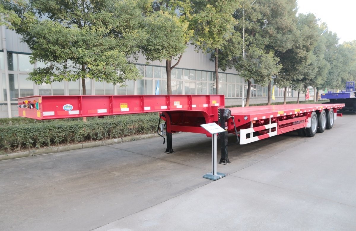 Sturdy 80t Removable Lowbed Truck Trailer For Excavator And Machinery Transport