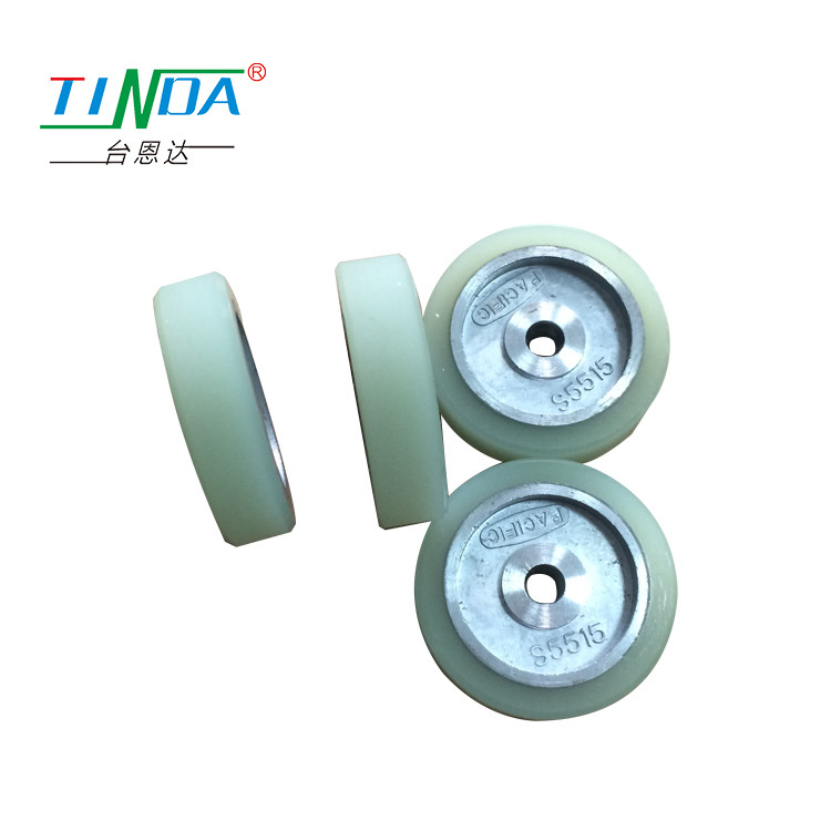 High Temperature Resistant Rubber Feed Rollers Sewing Roller For Smooth Operation