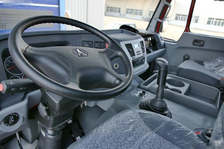 Beiben Lorry Used Cargo Trucks 8*4 Drive Mode 240hp Weichai Engine Heavy Duty