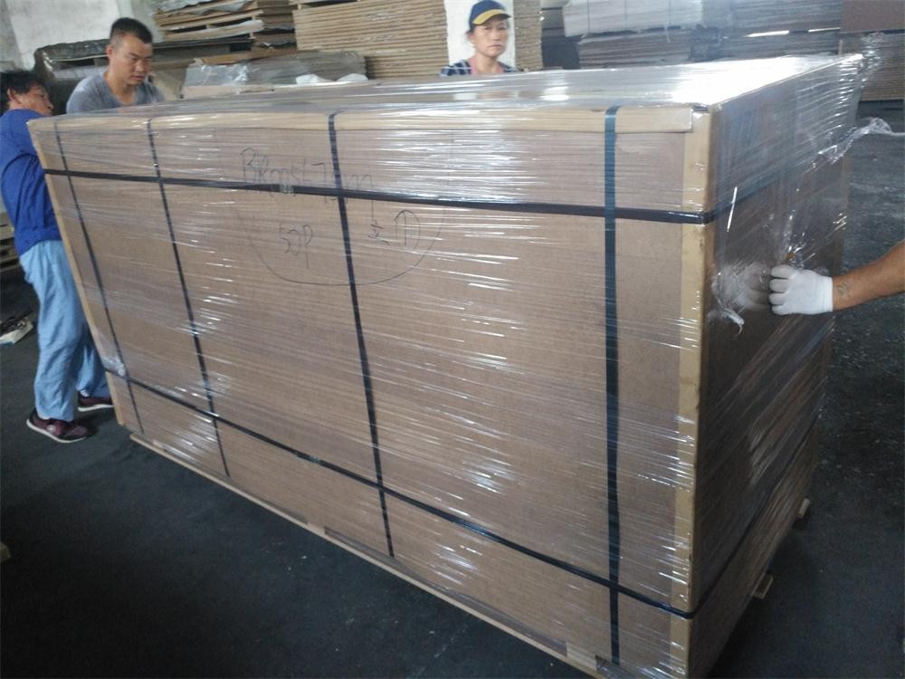 750KGS/M3 Wood Effect Paint Mdf