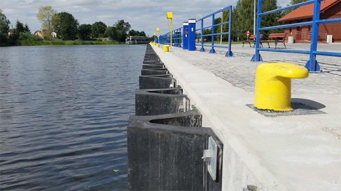 High Performance Arch Rubber Fender Versatile Application V Fenders