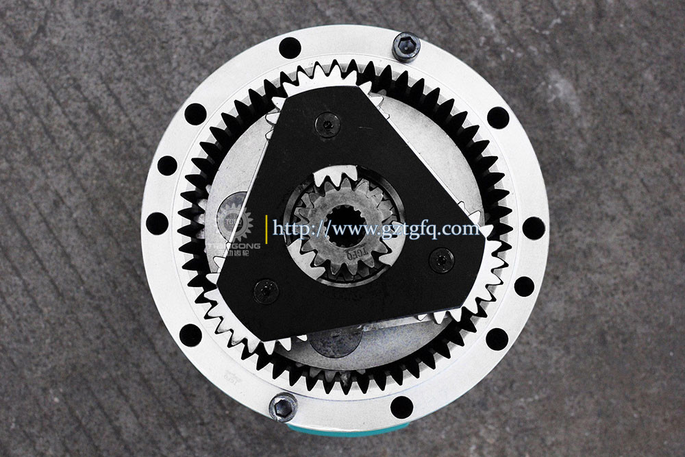 Swing Reduction SK135 Excavator Swing Gearbox SK135SR M2X63CHB-13A Construction Machinery Parts