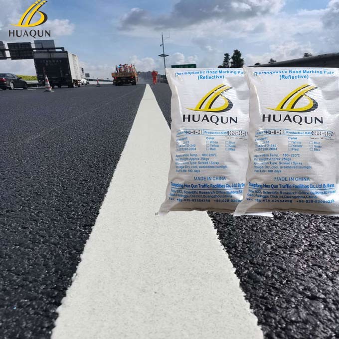 Customized Thermoplastic Road Marking Paint Good Reflecitve Fast Drying Wear Resistance