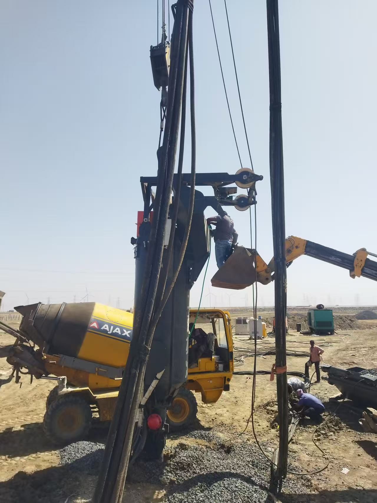 Efficiency Vibroflotation Equipment for 10 Tons and 130-180 KW Power
