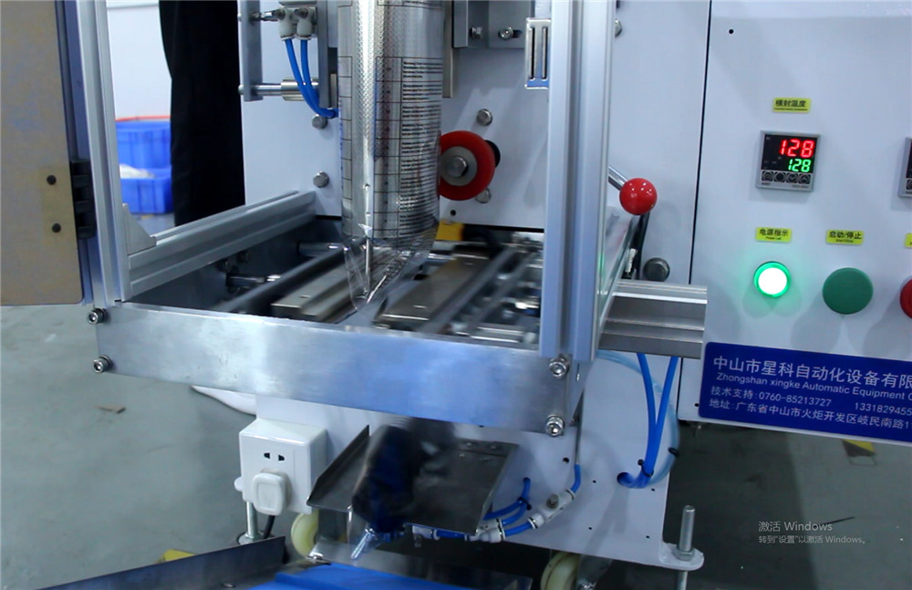 Armchair Fitting Casters Automatic Counting Filling Bag Sealer Packaging Machine