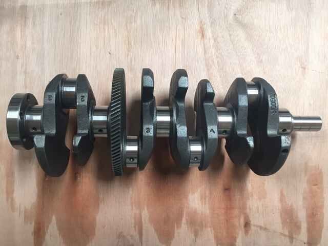 Komatsu Engine Crankshaft 6D110 Diesel Engine Part 6138-31-1010 6138-31-1110