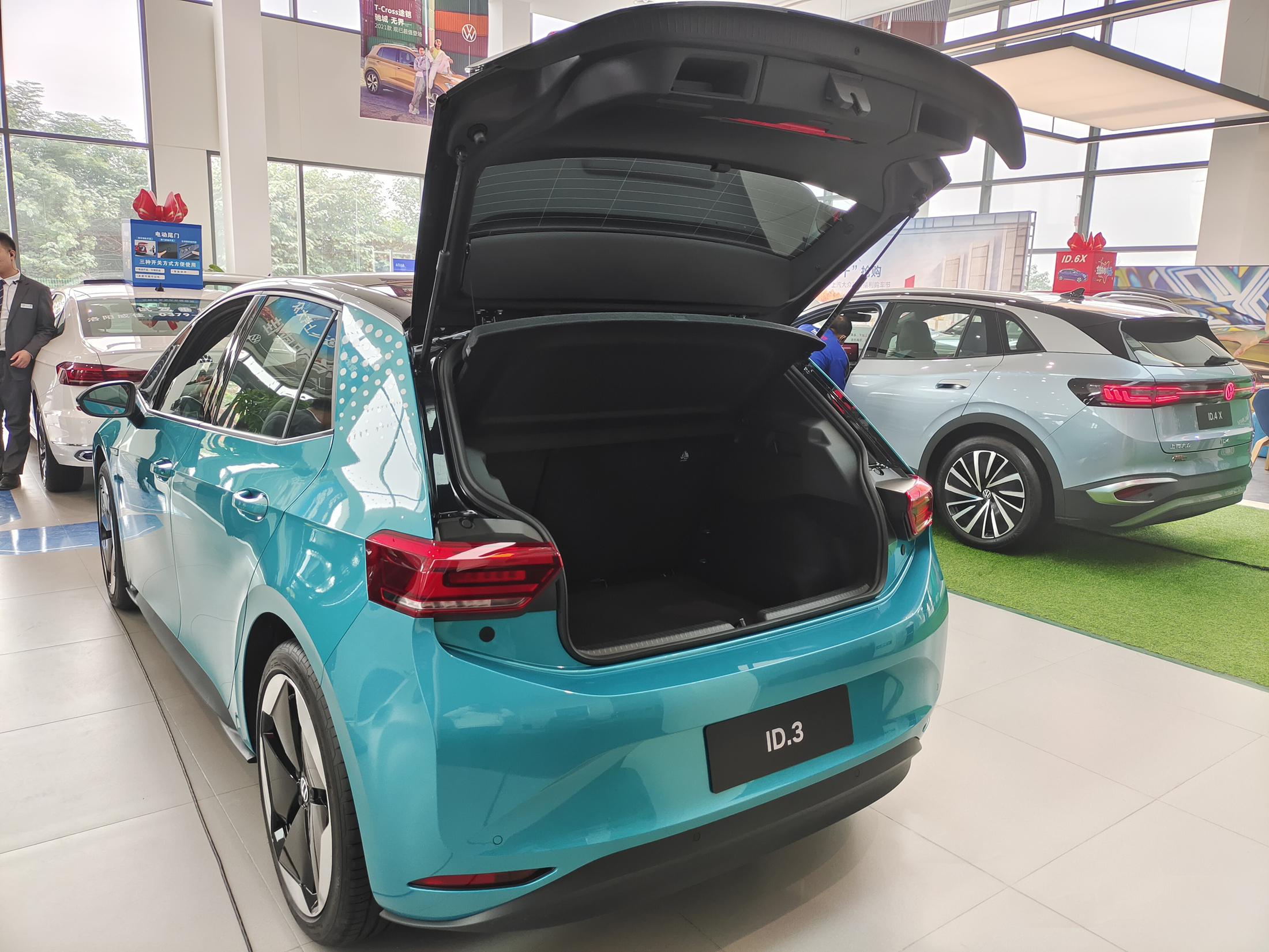 2023 VW ID3 CROZZ Pure Electric Vehicle 170 Horsepower Electric Motor and 125kW Maximum Power