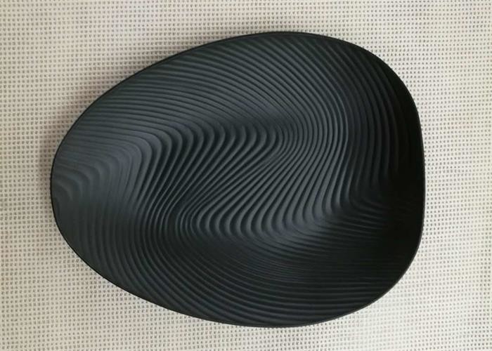 Imitation Porcelain Dinnerware Sets Korean - style Plate Black Color Ripple Finish