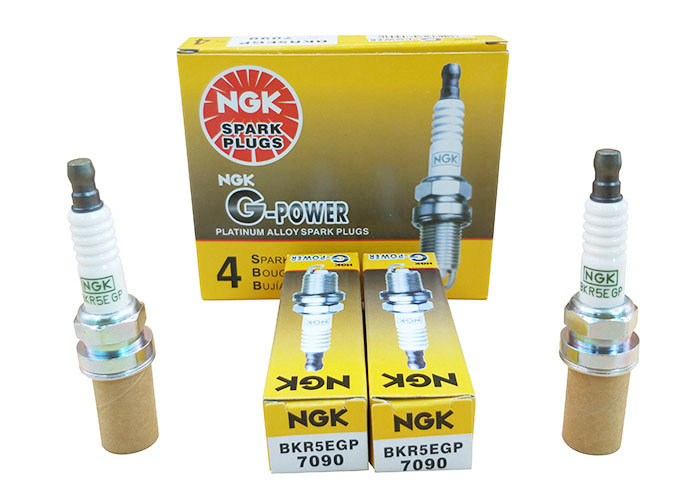 Platinum Alloy Spark Plugs BKR5EGP 7090 For Mitsubishi Nissan Volkswagen Jetta Passat