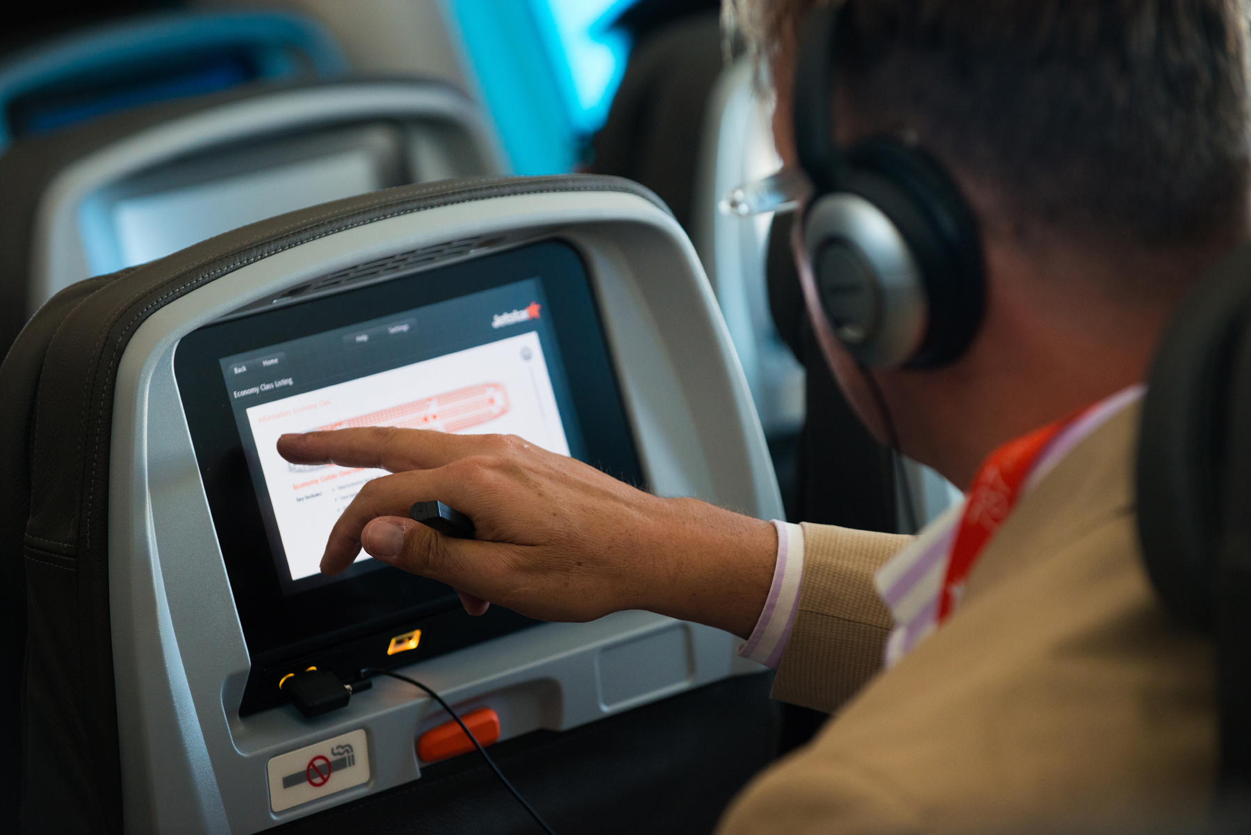 ãairplane entertainment systemãã®ç»åæ¤ç´¢çµæ