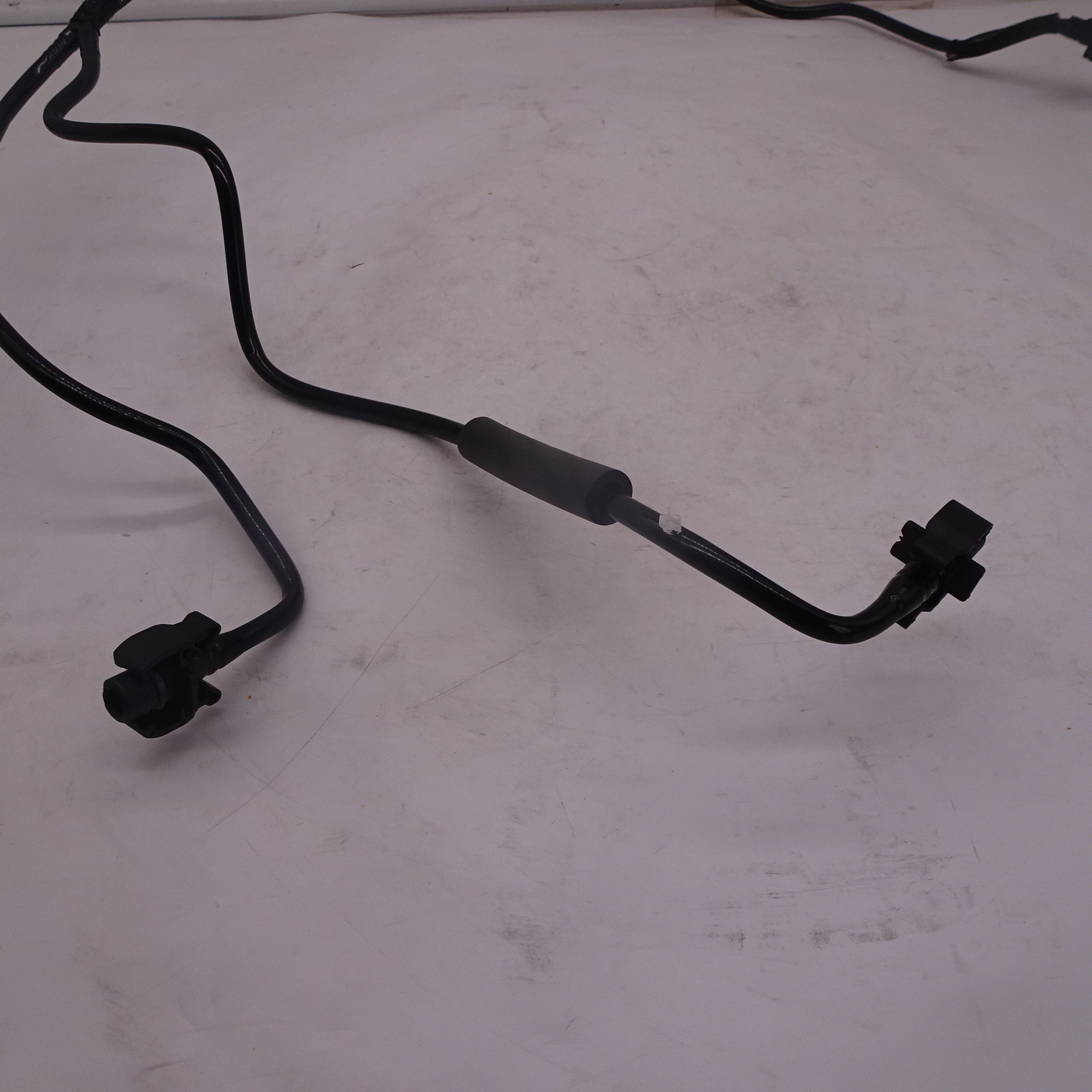 Sell Changan Ford Escape water tank return pipe original factory CV618C012TD