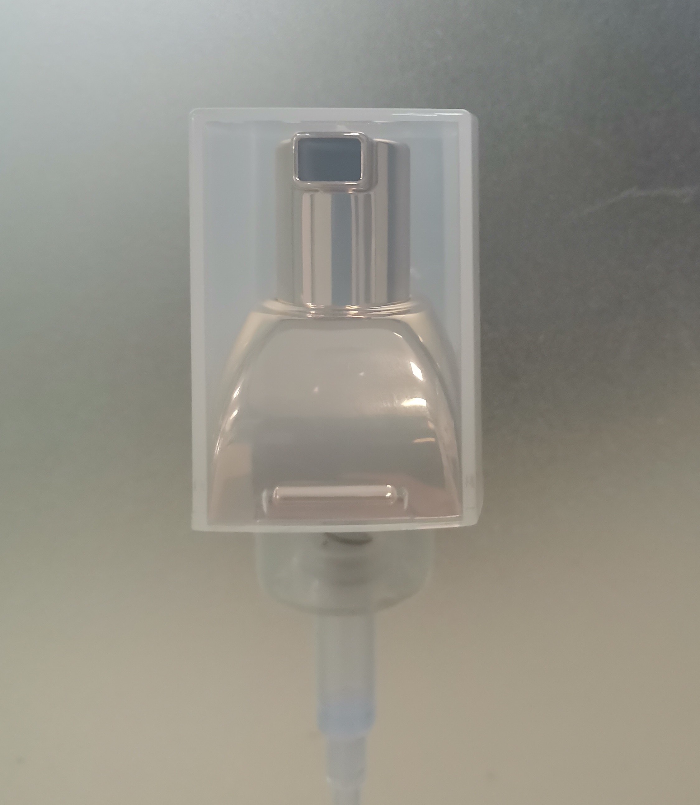 Second Generation Smooth Cosmetic Bottle With Clear Overcap Attractive Shape Gasket 304/316 Spring