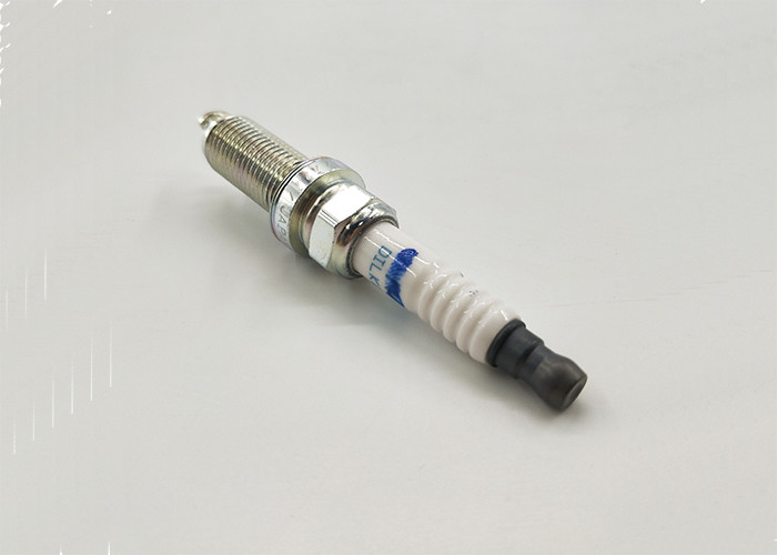 22401-1LA1C DILKAR7B11 Car Spark Plug For Infiniti EX35 Nissan 350Z