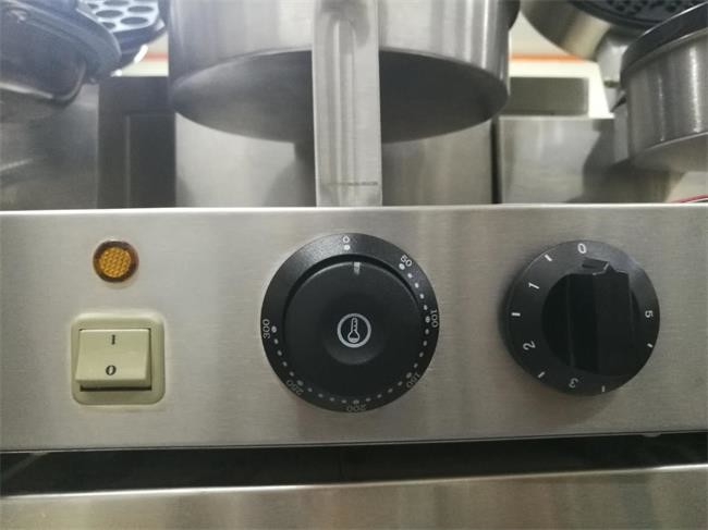 Commercial Use Double Head Waffle Baker Snack Bar Equipment 2600W 220V