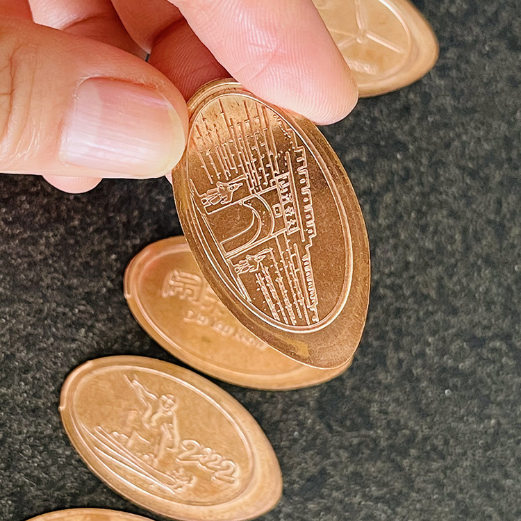 High Quality Souvenir Coin Press Machine Coin Operated Souvnier Coin DIY Game Machine For Tourist Attractions
