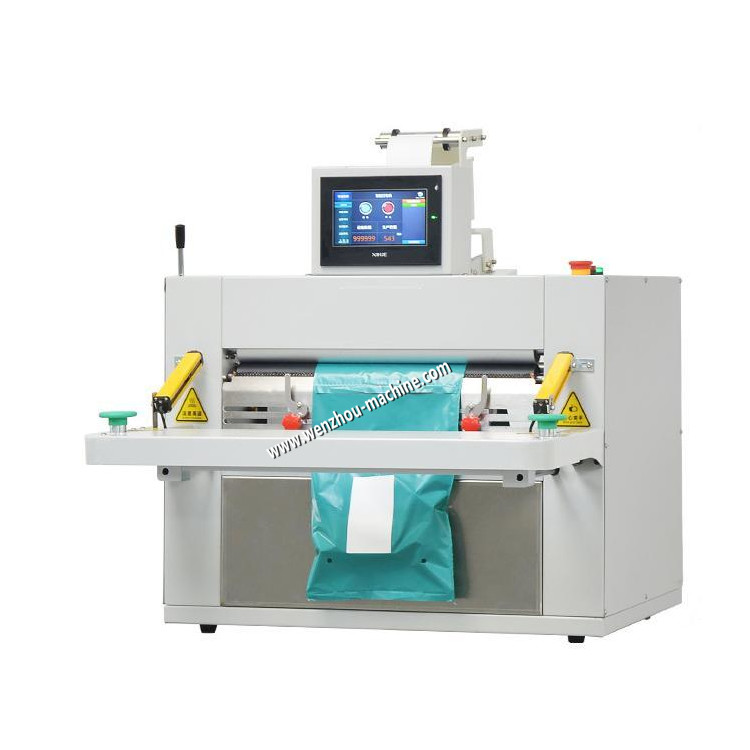 E-commerce Automatic Bagging Machine Poly Mailer Courier Auto bagger Machine