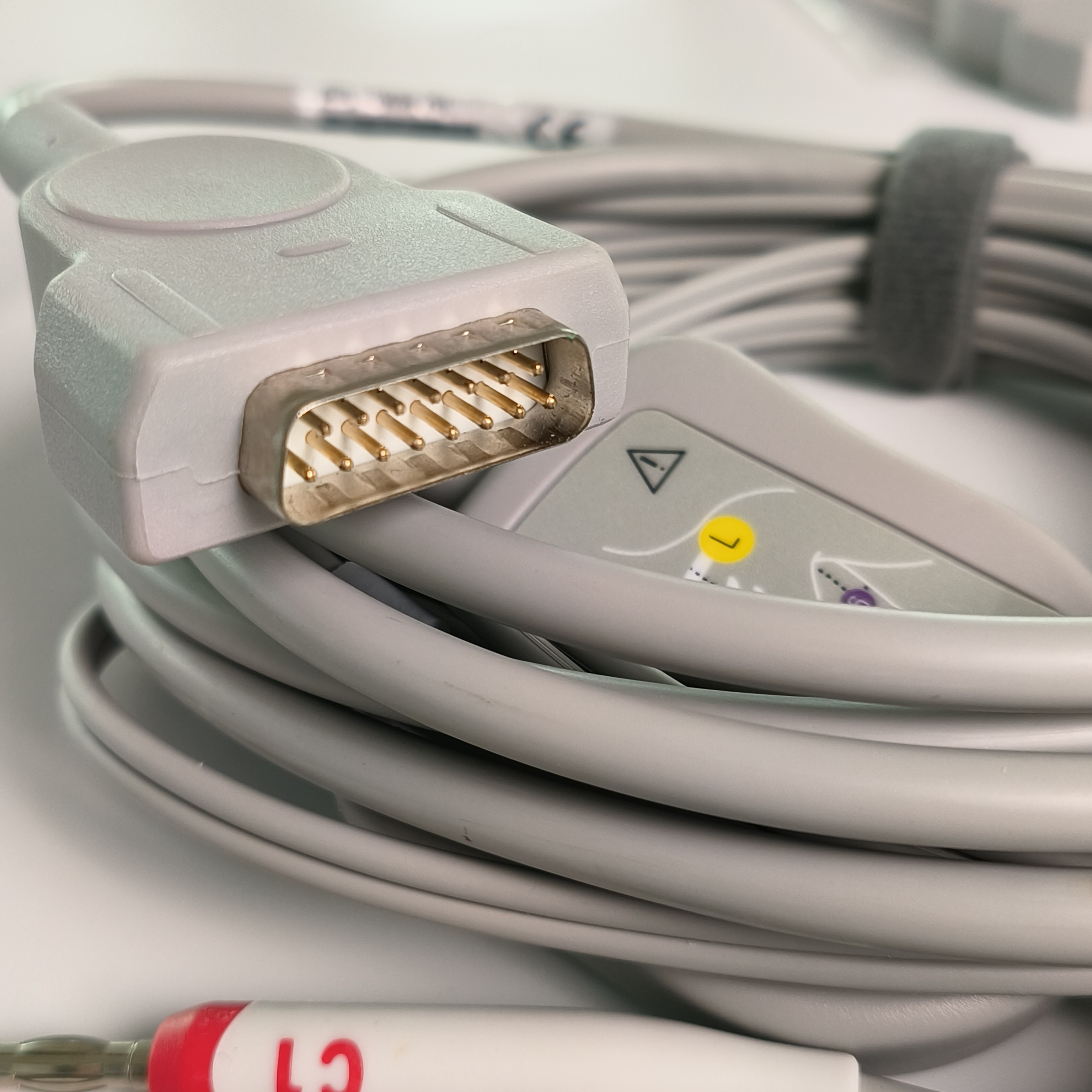 Electrocardiogram Machine Integrated 12 Lead Wire With 15 Pins European Standard IEC Banana Head 4.0