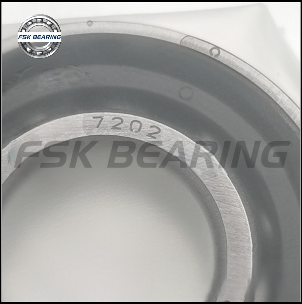 Single Row 7202CY P5 7202C P5 Angular Contact Ball Bearing 15x35x11 mm Gcr15 Chrome Steel