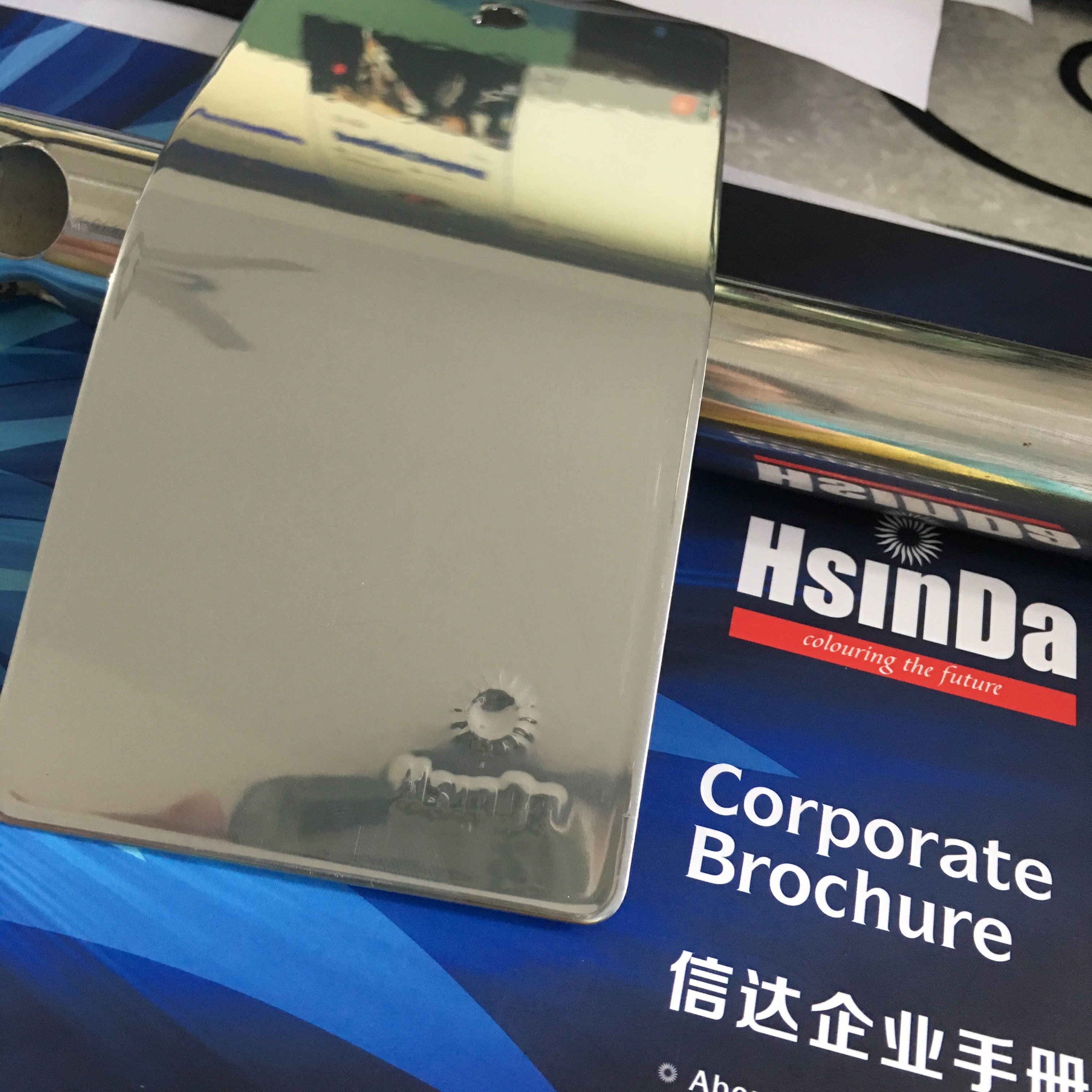 Mirror Finish Silver Chrome Powder Coating Glossy Level 487% For Glass Bottle