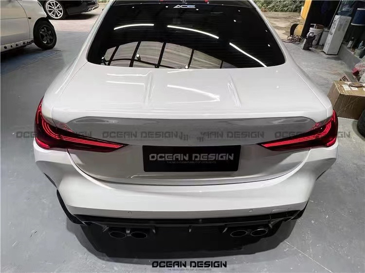 For BMW G87 M2 Carbon Fiber Rear Trunk Cover G87 M2 Upgraded CSL-style Carbon Fiber Rear Cover and Trunk Cover Hood