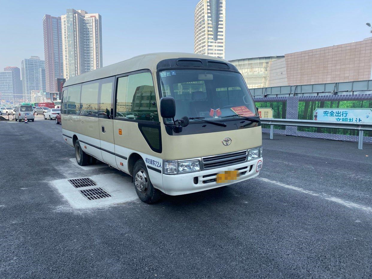 Second Hand Mini Coaster Bus Toyota 1hz 6 Cylinder Engine With 23 Seats