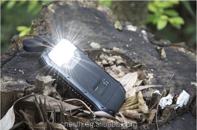 26800mAh Portable Solar Powerbank With Wireless Function IPX7 Waterproof