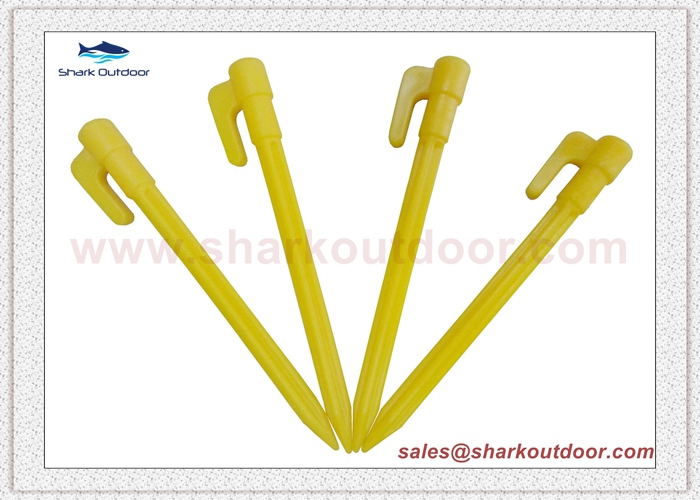 High quality PP or ABS plastic tent peg for outdoor camping  6 in.