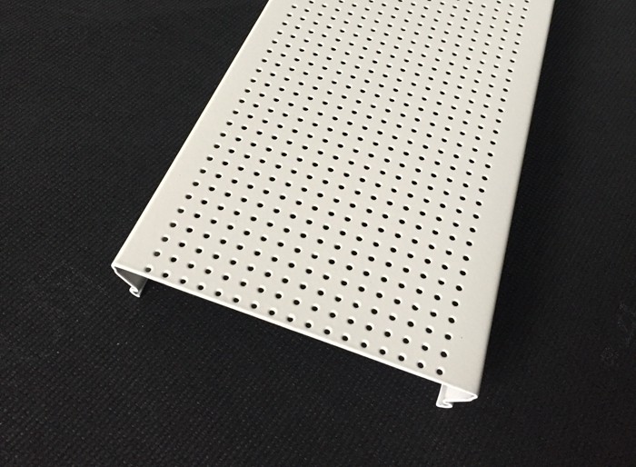 Indoor Decoration Aluminum Suspended Strip Ceiling Panel Beveled Edge Eco-friendly