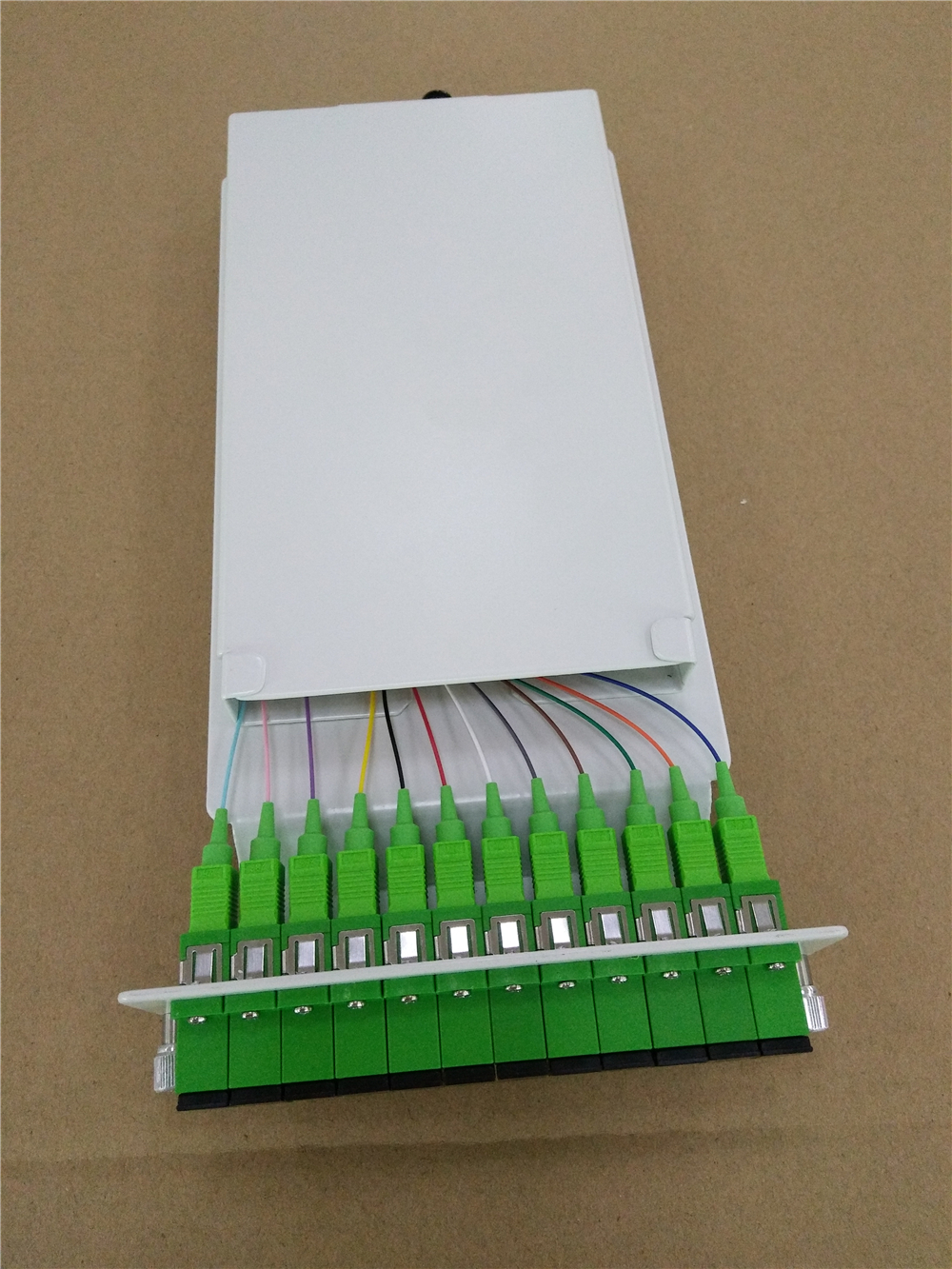 FONGKO Optic Distribution Frame ODF Fiber Panel 19'' 144 Cores OEM ODM