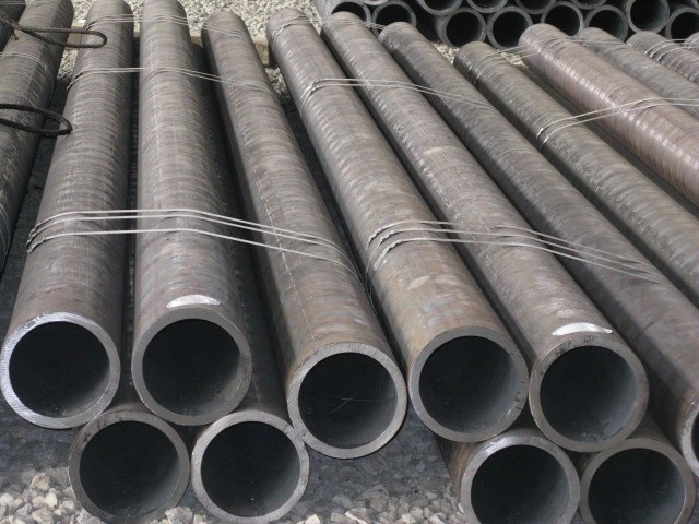 Carbon Alloy Round Seamless Black Steel Pipe 89mm - 508mm ASTM A106 Gr.B