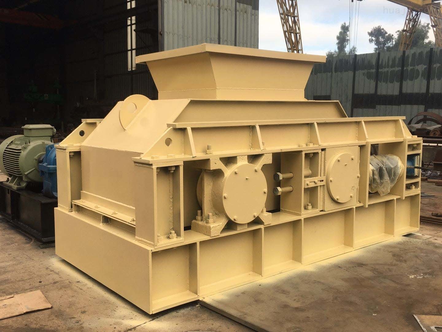Compact Yet Functional Roller Crusher For Small Scale Business Operations